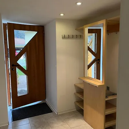 Schneider * ואנדאנס